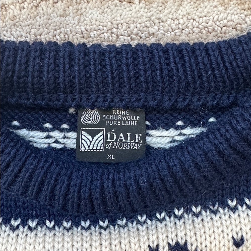 Dale of Norway Navy and White Crewneck Sweater - Picture 11 of 16